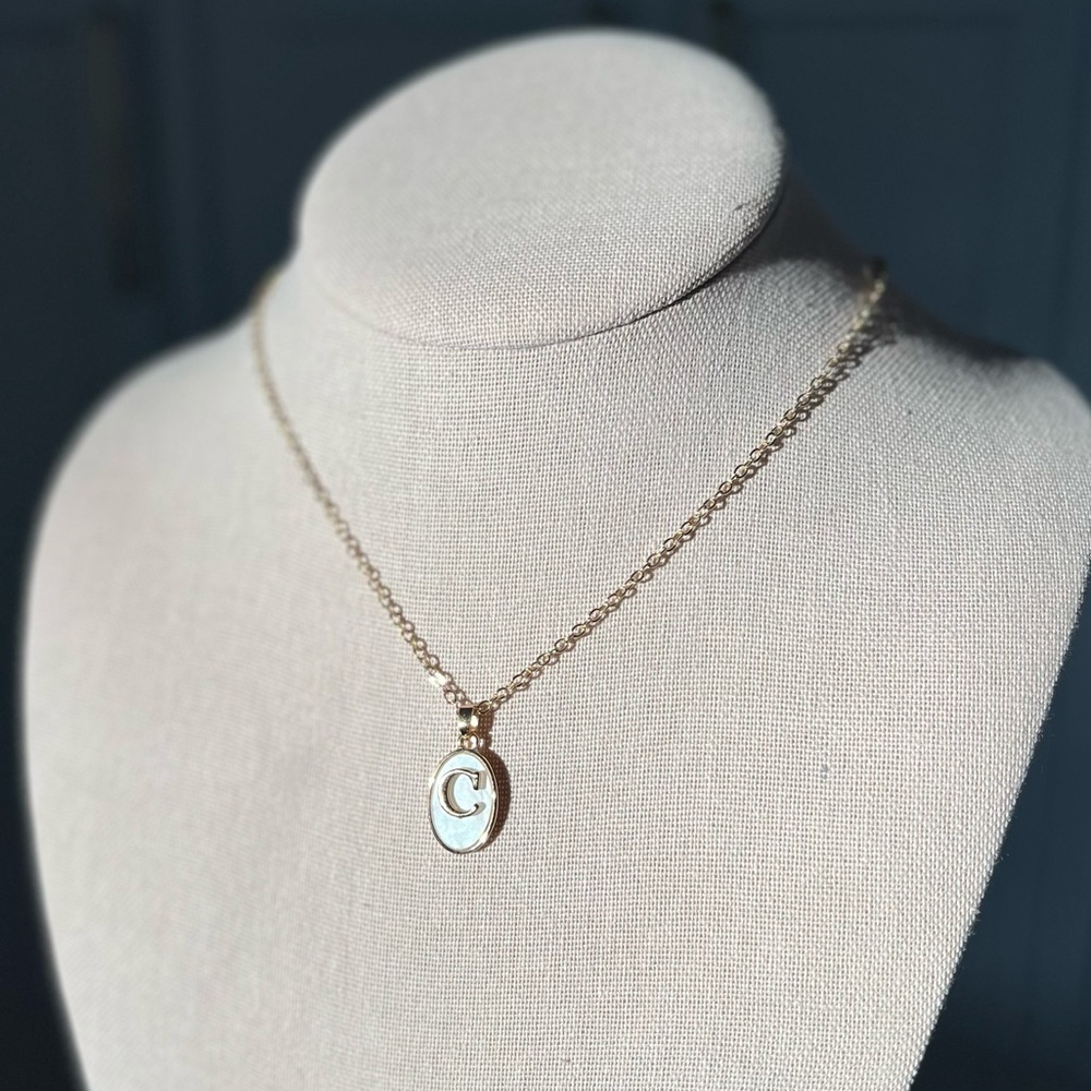 Chain Gold Initial Letter Necklace Pearl Oval Charm C